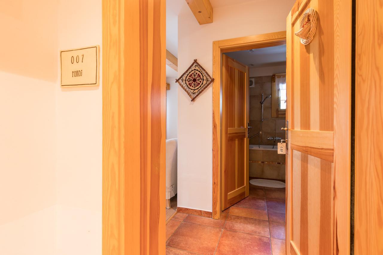 Valasske Chalupy Kycerka Hotel Velké Karlovice Exterior foto
